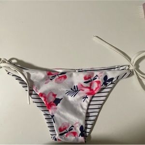 reversible tie bottoms size small/extra small